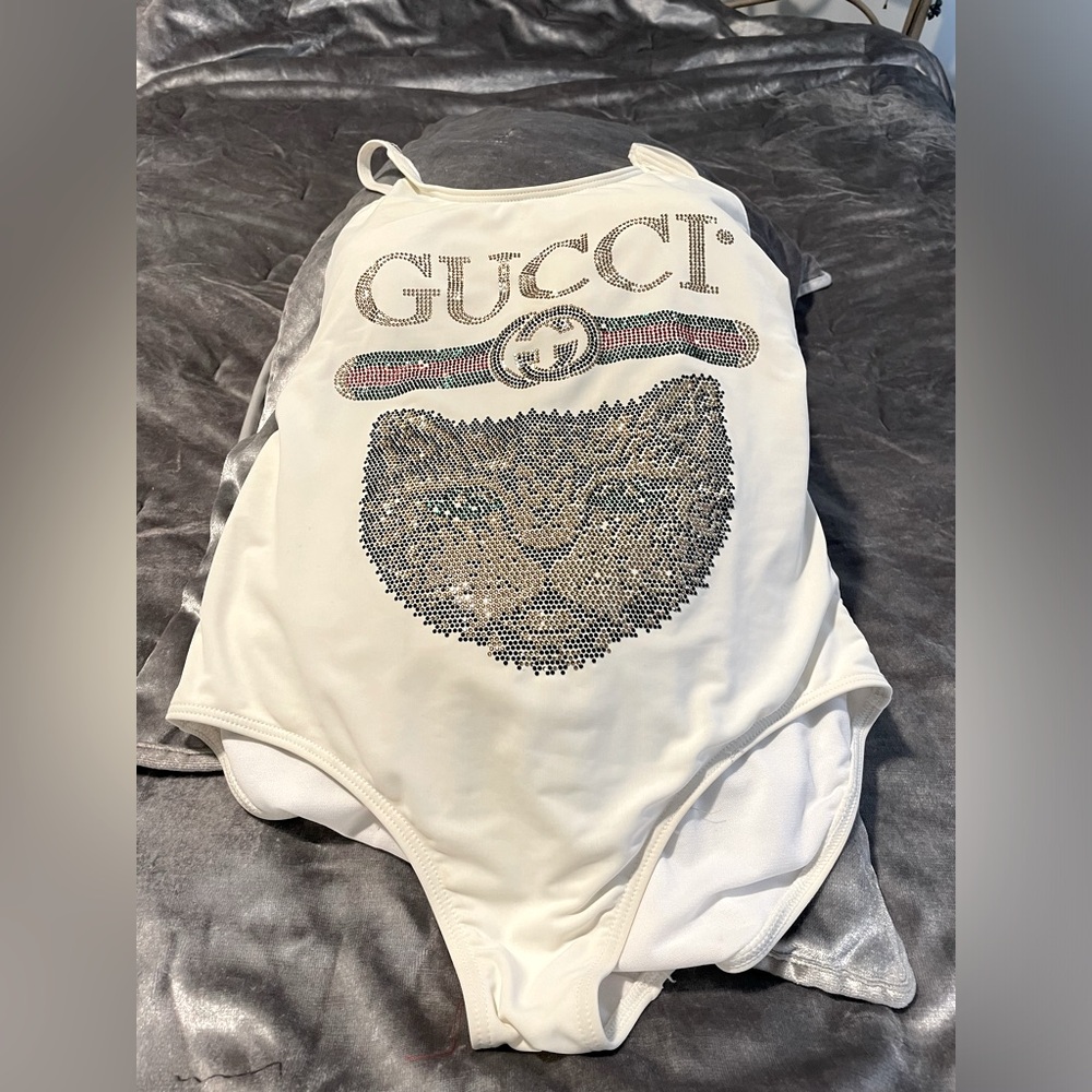 Fanci bathing suit with gem details
